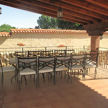 Casa Rio Alberche Y El Cortijo De Gredos * ナバルエンガ