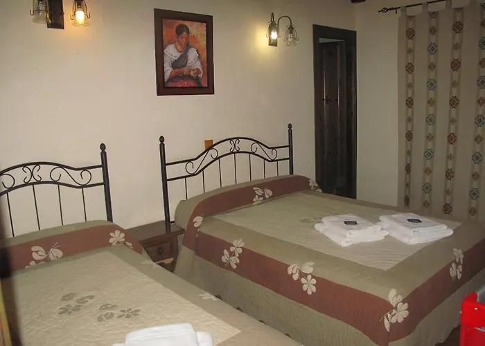 Chalé Casa Rio Alberche Y El Cortijo De Gredos *