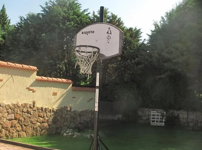 Casa Rio Alberche Y El Cortijo De Gredos *