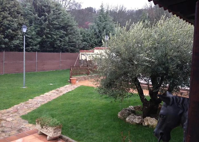 Chalé Casa Rio Alberche Y El Cortijo De Gredos