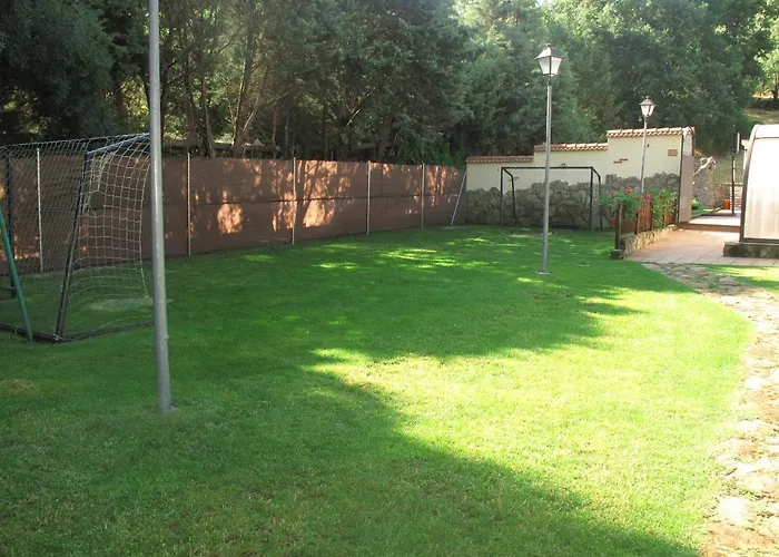 Casa Rio Alberche Y El Cortijo De Gredos *