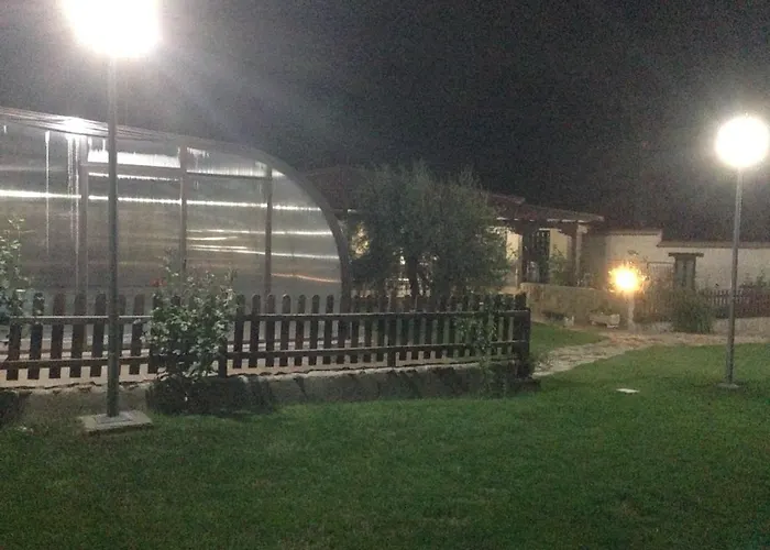 Chalé Casa Rio Alberche Y El Cortijo De Gredos Navaluenga