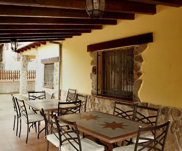 Chalé Casa Rio Alberche Y El Cortijo De Gredos Navaluenga